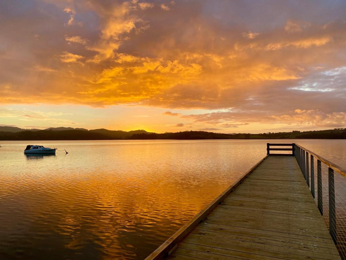 Mangonui Waterfront Apartments Bagian luar foto